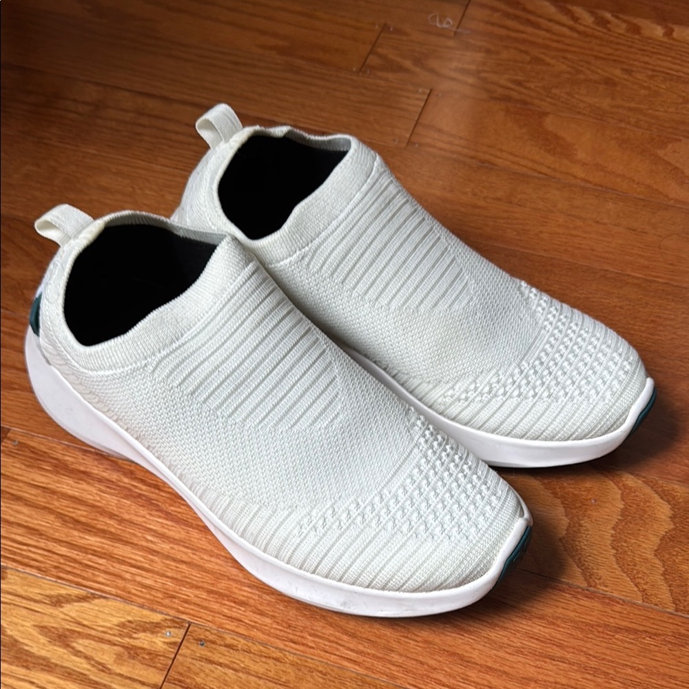 Vessi Everyday Move Women's White Slip On Sneakers